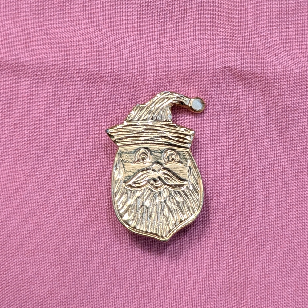 Vintage Gold Toned Santa Originals by Leonardo Christmas Collector Lapel Pin
